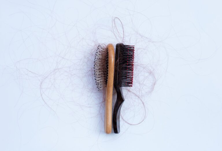 Queda de cabelo: o que pode ser e como tratar