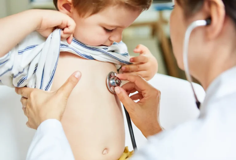 Bronquite: sintomas e tratamento