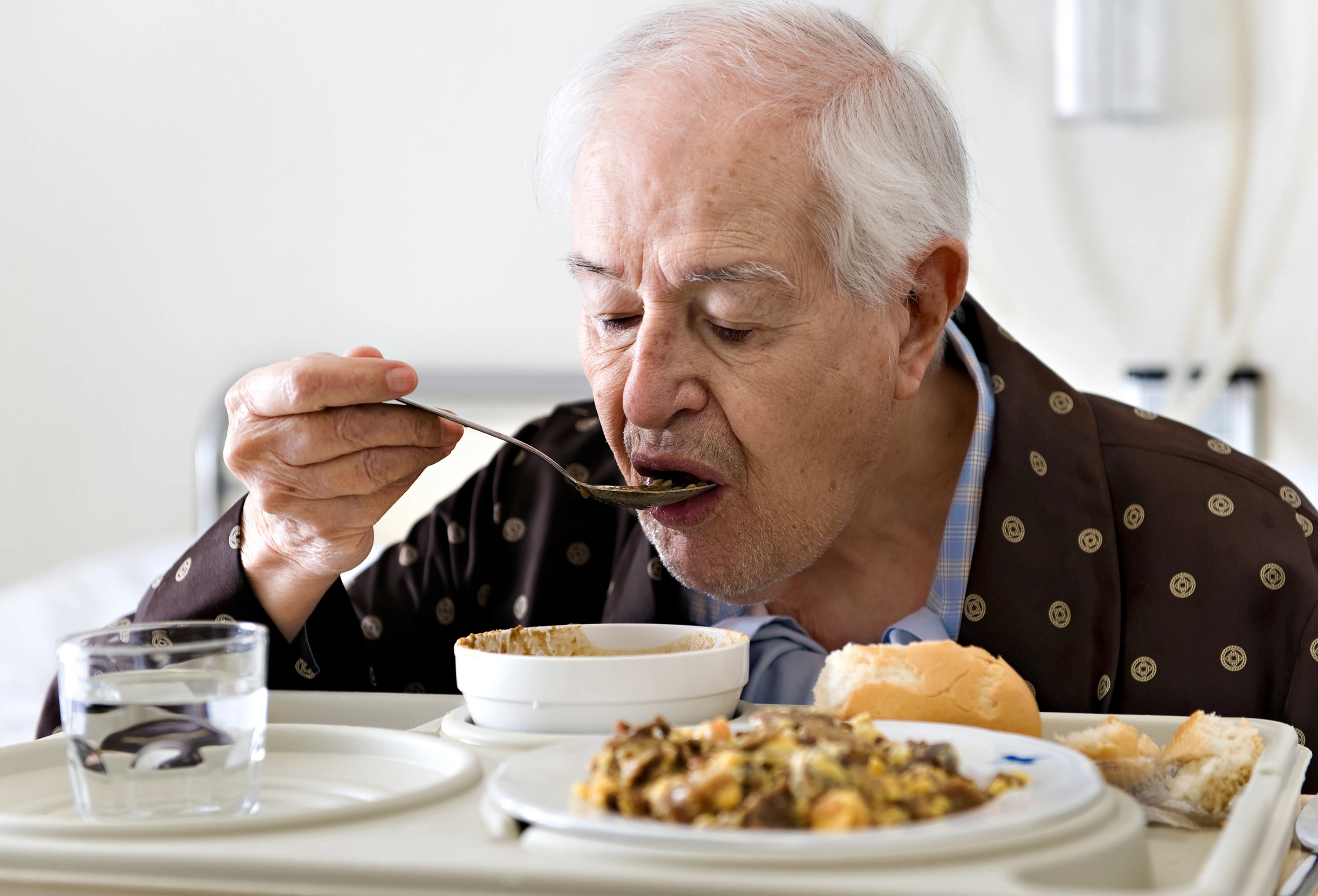 Queda de apetite em idosos: quando se preocupar