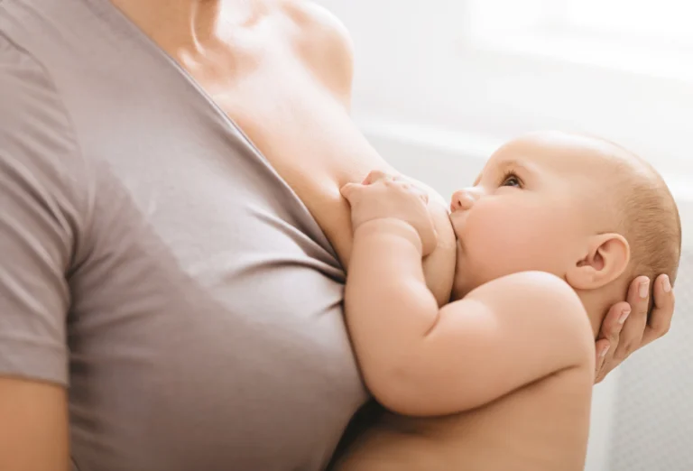 Como aumentar a produção de leite materno de forma natural